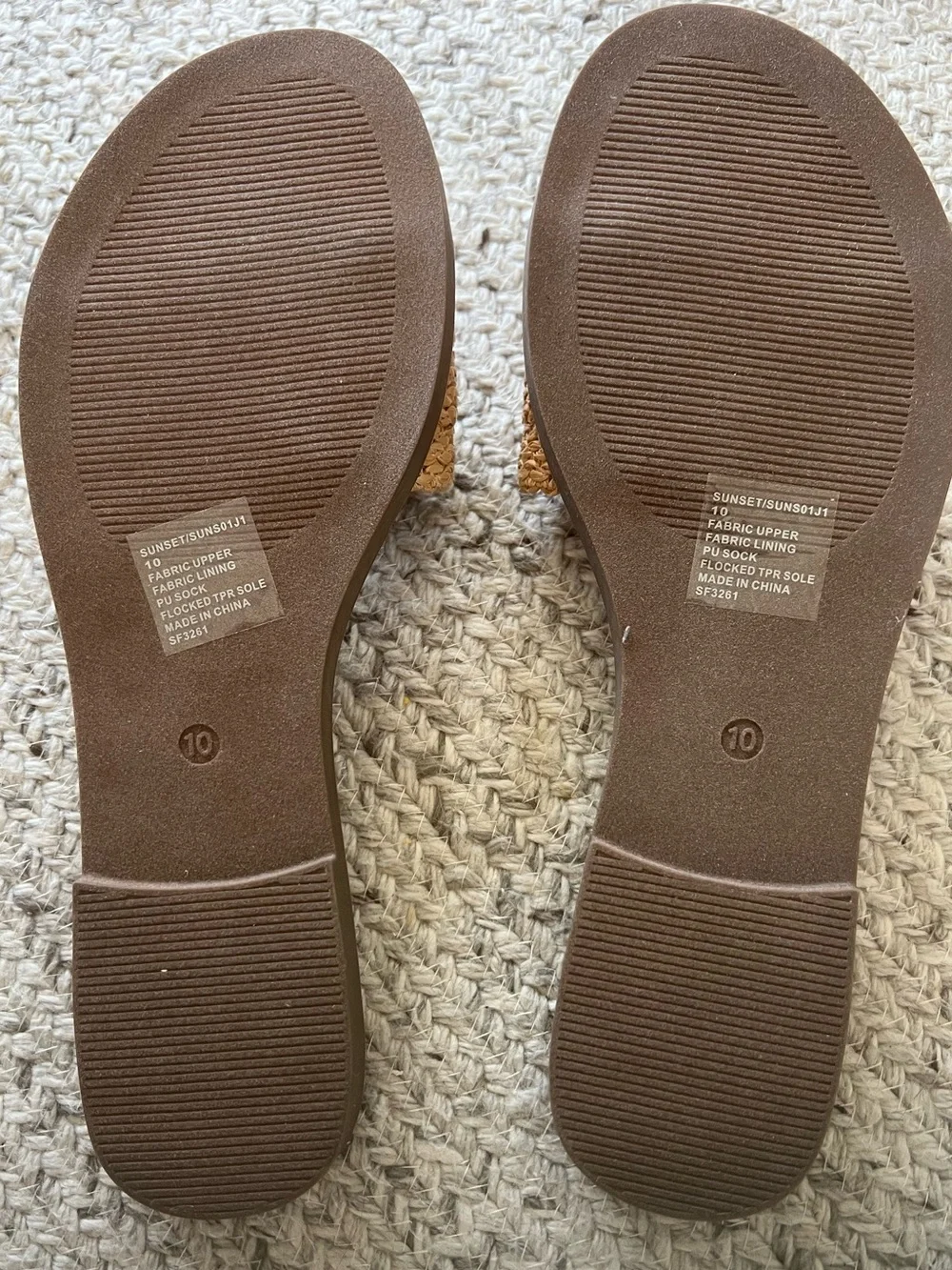NWT Madden Girl Raffia Slides